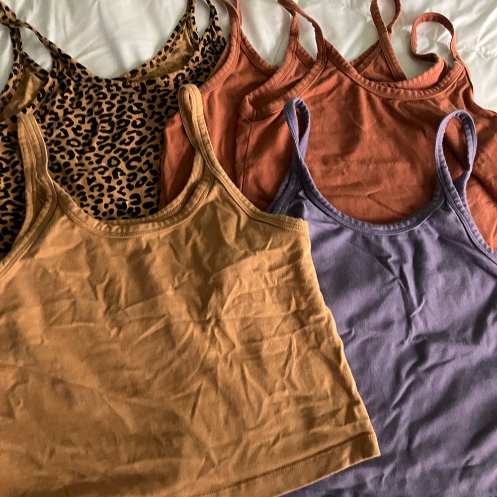 ARQ Crop Tank